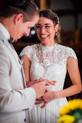 Hochzeit, Das Gastliche Dorf, Hirtenkapelle, standesamtliche Trauung, Braut, Bräutigam, Hochzeitsfotograf